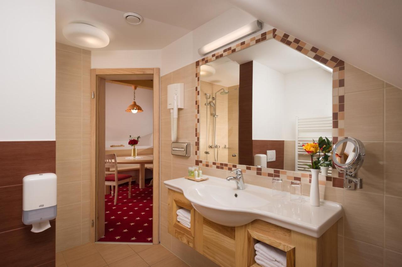 Hotel Planinka Ljubno Bagian luar foto